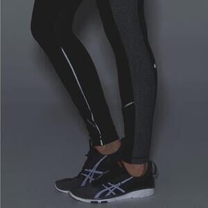 1 Lululemon Rain-On Train-On Tight - Black / Heathered Black